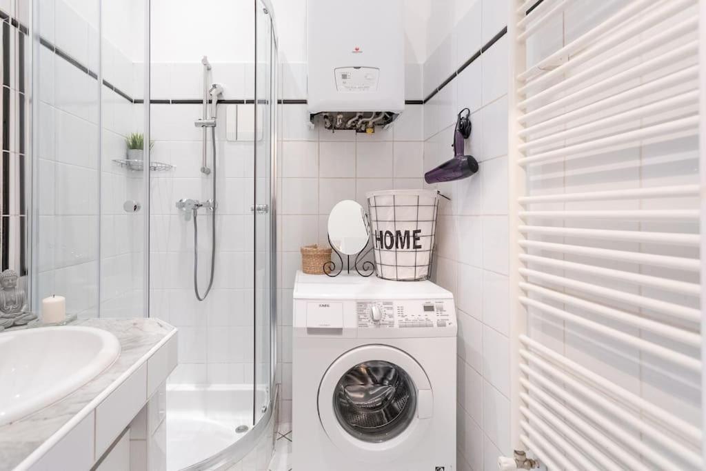 Apartamento Charming & Authentic Vienna Flat - Central Located Exterior foto